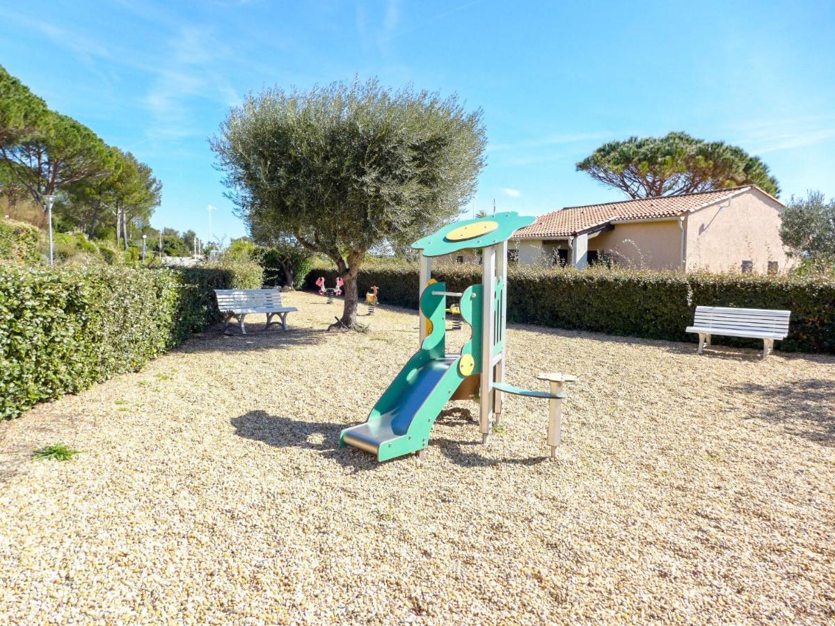 Apartment Le Domaine De La Gaillarde-16 By Interhome Les Issambres Esterno foto